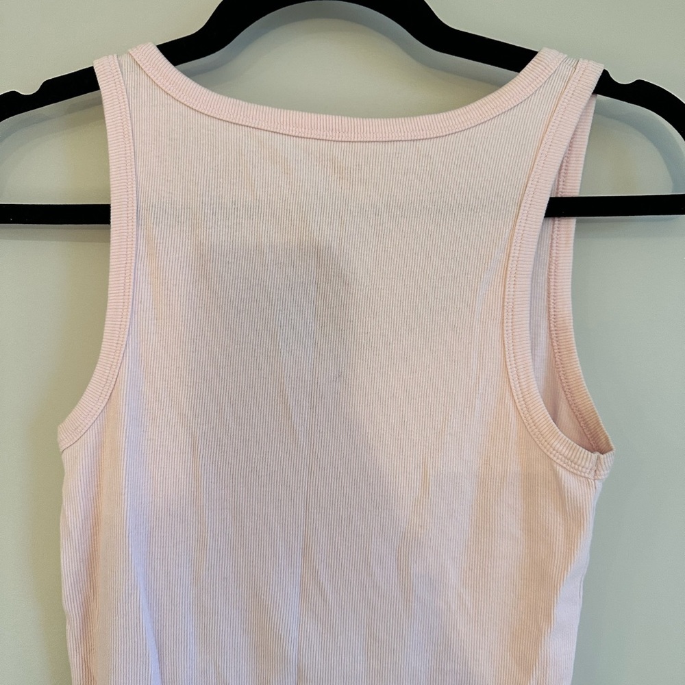 Light Pink Ribbed Tank - Picture 4 of 4